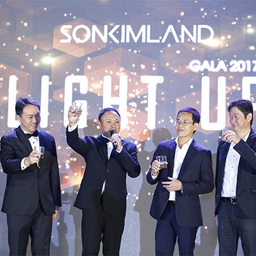 SonKim Land Year End Party 2018 – Remarkable.